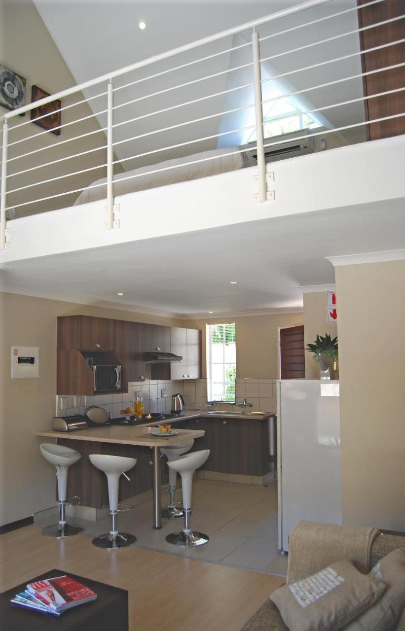 Hotel The Lofts Polokwane Esterno foto